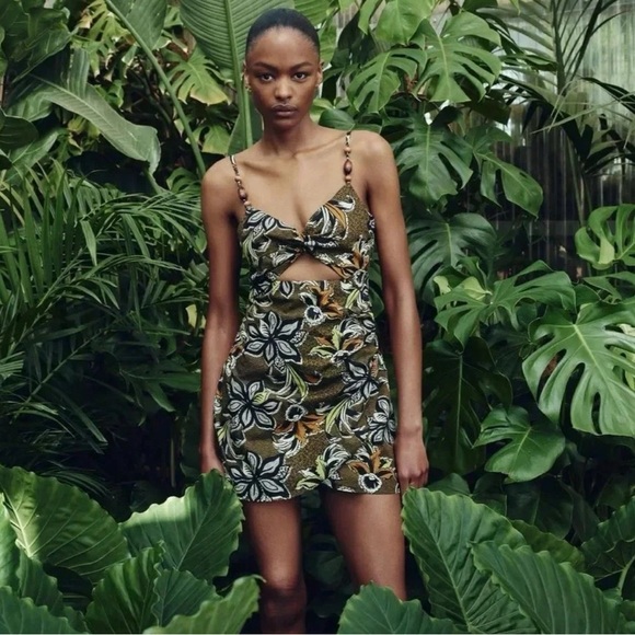 ZARA CUT OUT PRINT MINI DRESS - Picture 1 of 7